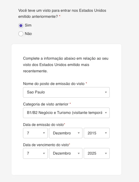 Campos do visto anterior no agendamento Bloco que aparece ao marcar Sim para visto anterior, pedindo posto de emissão, categoria do visto e datas de emissão e vencimento